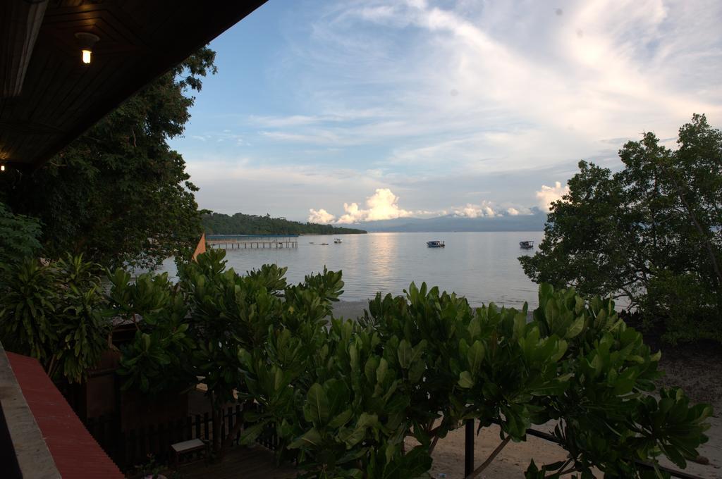 Happy Gecko Dive Resort Bunaken Exterior foto