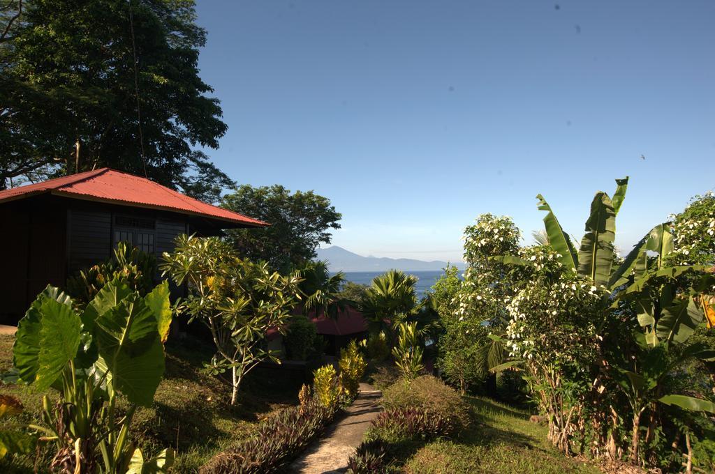 Happy Gecko Dive Resort Bunaken Exterior foto