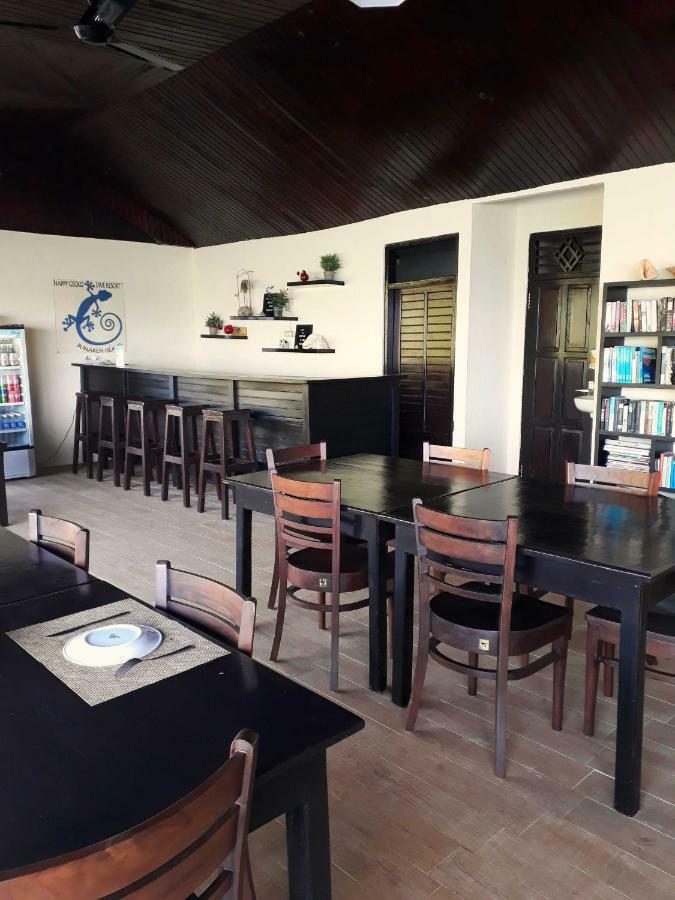 Happy Gecko Dive Resort Bunaken Exterior foto